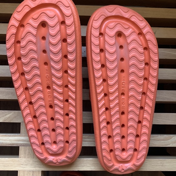 Cloud Slides - Picture 3 of 4